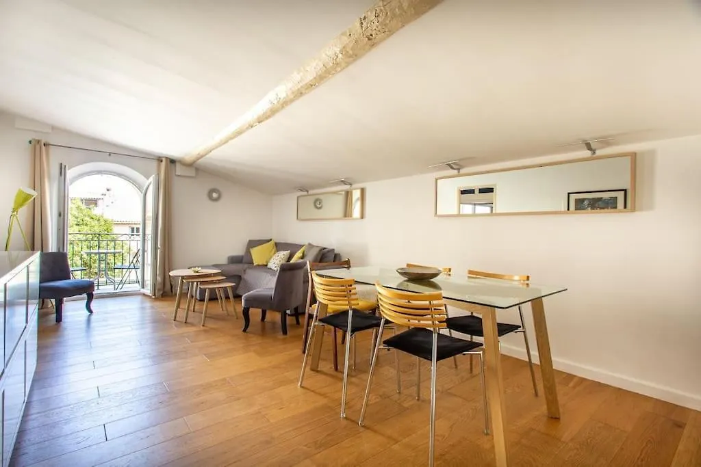 Cosy Apt For 6/8P Best Location In Old Antibes Apartment