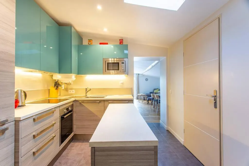 Cosy Apt For 6/8P Best Location In Old Antibes France