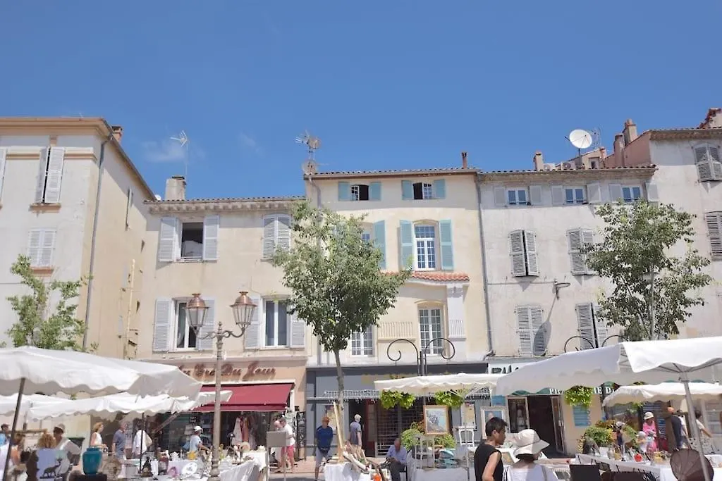 Cosy Apt For 6/8P Best Location In Old Antibes